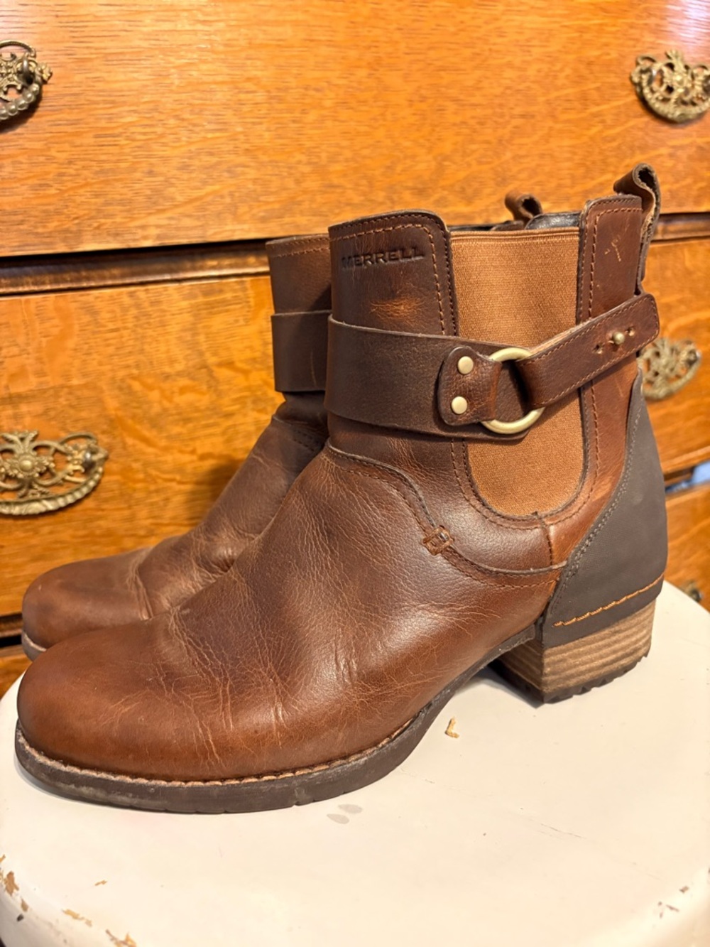 Merrell Shiloh Oak Leather Chelsea Boots | J69220 | size 9 - Picture 2 of 11
